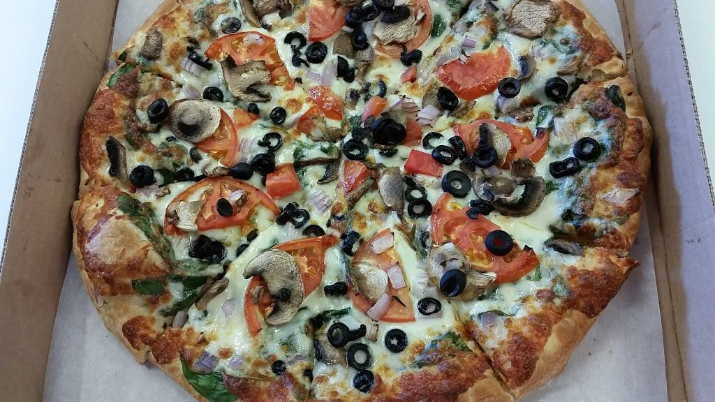 Zepps Pizza | restaurant | 1108 S Main St, North Canton, OH 44720, USA | 3309669453 OR +1 330-966-9453