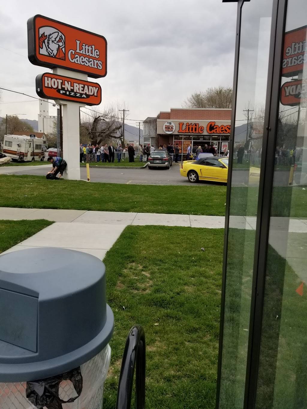 Little Caesars Pizza | meal delivery | 805 S 900 W, Salt Lake City, UT 84104, USA | 8013632400 OR +1 801-363-2400