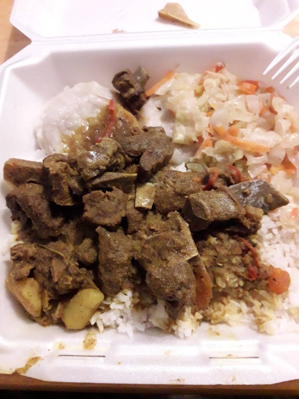 I-Land Vybz Jamaican Restaurant | restaurant | 5929 Dyer St A, El Paso, TX 79904, USA | 9152342754 OR +1 915-234-2754
