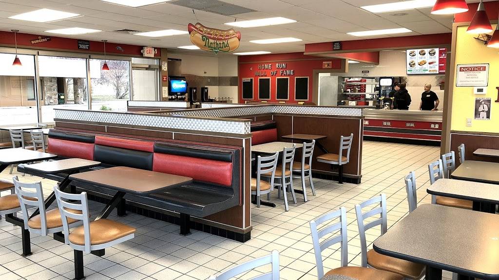 Tays Burger Shack | restaurant | 7724 151st St, Overland Park, KS 66223, USA | 9136028360 OR +1 913-602-8360