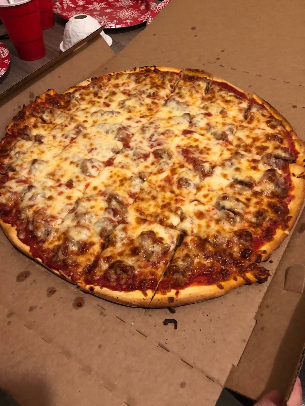 Mama Lunas Restaurant & Pizzeria | restaurant | 7601 W Addison St, Chicago, IL 60634, USA | 7738874478 OR +1 773-887-4478