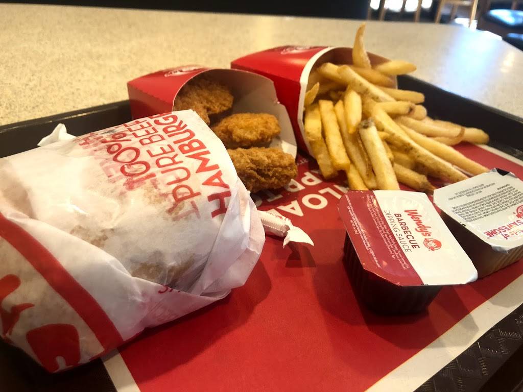 Wendys | restaurant | 12614 Limonite Ave, Corona, CA 92880, USA | 9517351274 OR +1 951-735-1274