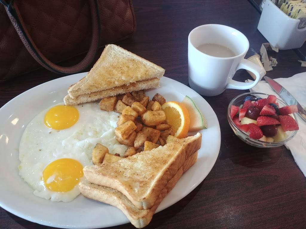 Daybreak | restaurant | 75 Strathy Rd #2, Cobourg, ON K9A 5W8, Canada | 9053737200 OR +1 905-373-7200