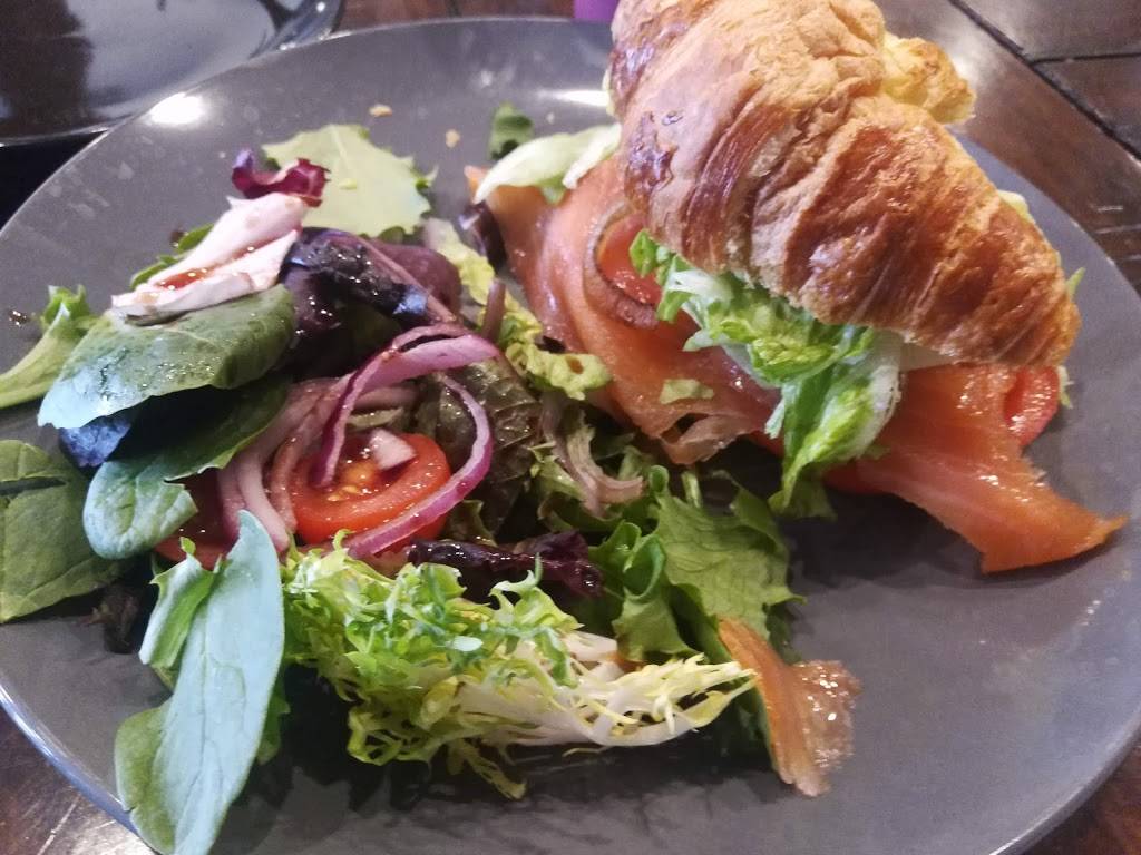 That Little French Guy - French Bakery & Café | restaurant | 1791 St Johns Ave, Highland Park, IL 60035, USA | 8477379680 OR +1 847-737-9680