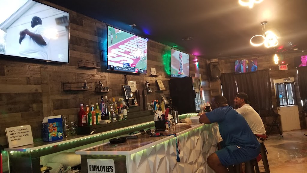 Monarays | restaurant | 40 Halifax St, Petersburg, VA 23803, USA | 8048061533 OR +1 804-806-1533