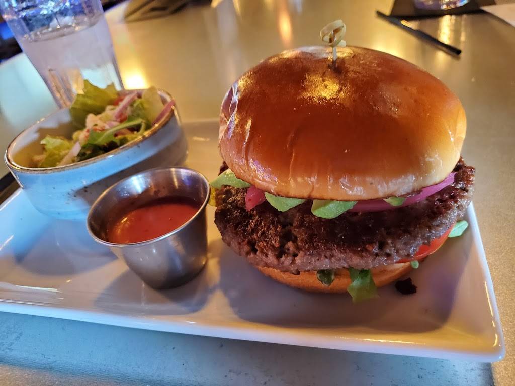 Mavrix | restaurant | 9139 E Talking Stick Way, Scottsdale, AZ 85250, USA | 4802917500 OR +1 480-291-7500