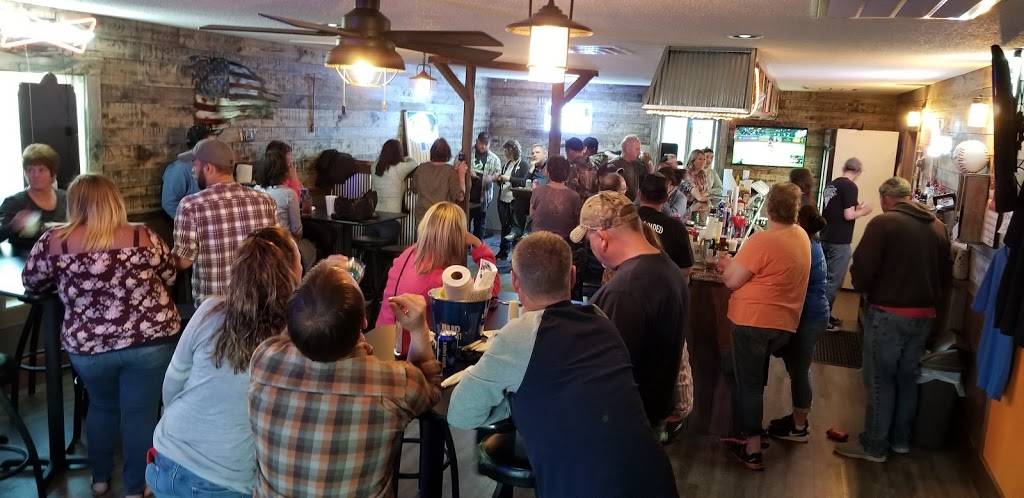 Ramsey Cafe | restaurant | 417 S Superior St, Ramsey, IL 62080, USA | 6184232112 OR +1 618-423-2112