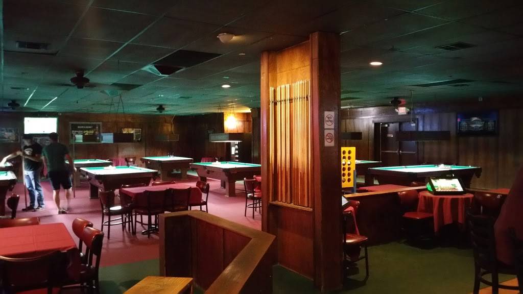 Yesterdays Bar & Grill | restaurant | 4421 Texas Ave, Bryan, TX 77802, USA | 9798462625 OR +1 979-846-2625