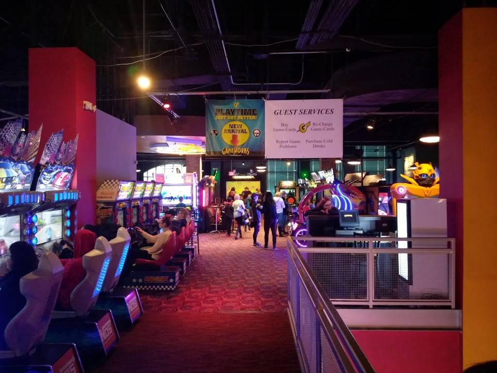 GameWorks | restaurant | 601 N Martingale Rd Suite #115, Schaumburg, IL 60173, USA | 8473309675 OR +1 847-330-9675