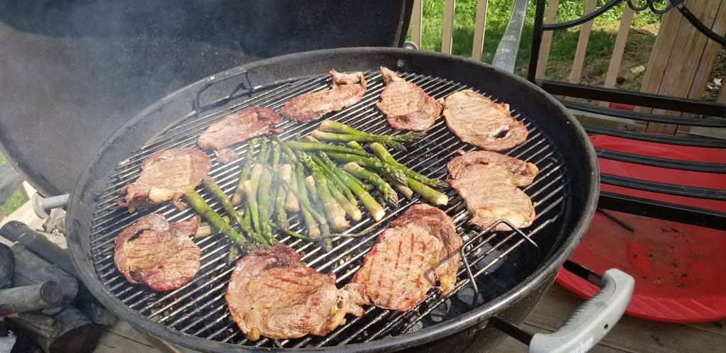 Hog-N-It-All BBQ | restaurant | 1543 S Bloomington St, Greencastle, IN 46135, USA | 2198636610 OR +1 219-863-6610