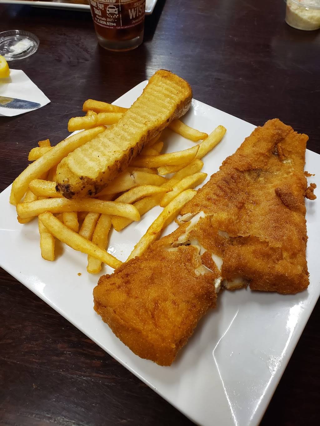 Ballyhoos | restaurant | 124 N Prospect St, Merrill, WI 54452, USA | 7155367600 OR +1 715-536-7600