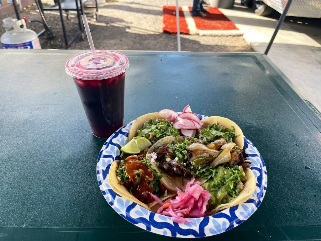 El Milagro Taco Truck | restaurant | 1212 Petaluma Hill Rd, Santa Rosa, CA 95404, USA | 7077585978 OR +1 707-758-5978