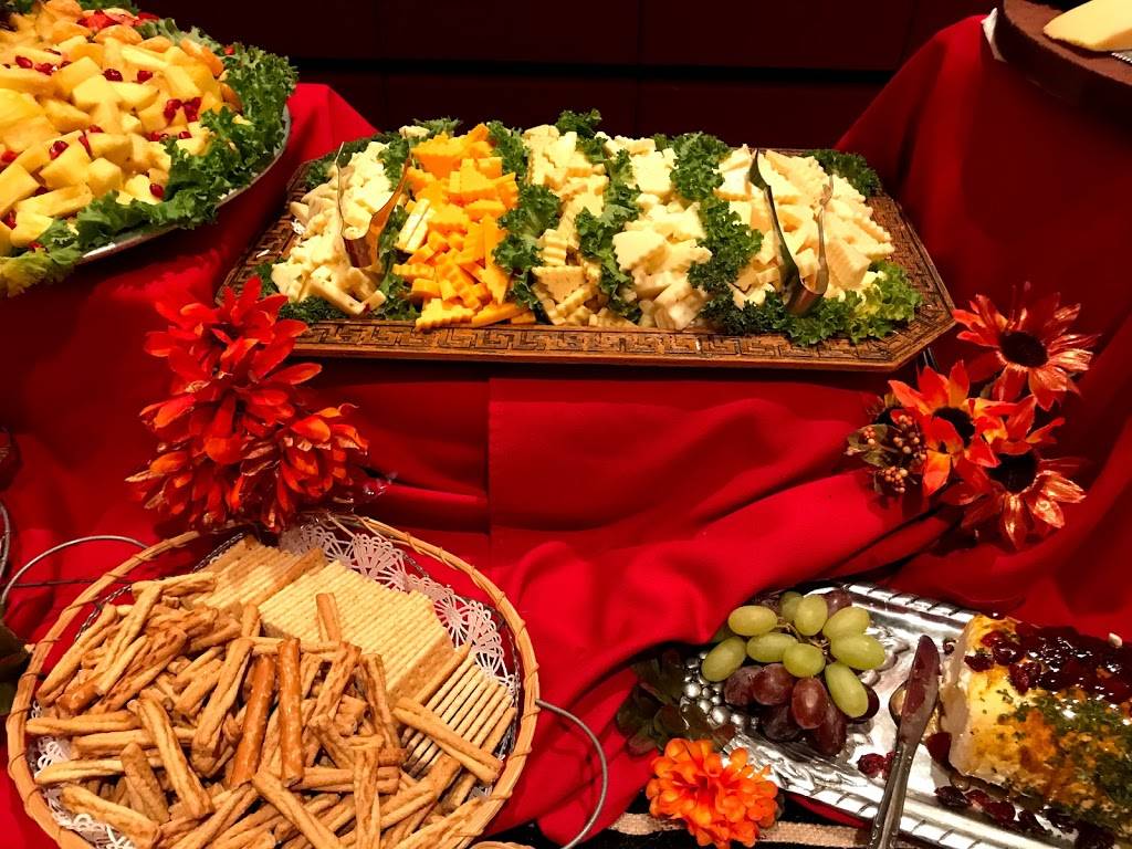 Marguerites Cafe and Catering | restaurant | 405 Plaza Dr, Dunedin, FL 34698, USA | 7277347040 OR +1 727-734-7040