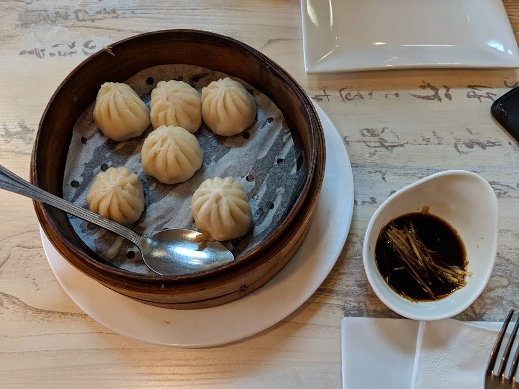 Fuji Asian Bistro | restaurant | 6280 Arlington Blvd, Falls Church, VA 22044, USA | 7038668958 OR +1 703-866-8958