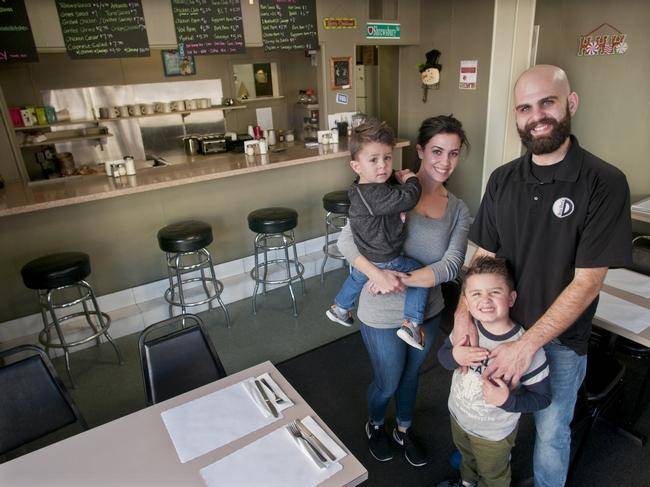 DellOvos Kitchen | restaurant | 257 Shrewsbury St, Worcester, MA 01604, USA | 5087911899 OR +1 508-791-1899