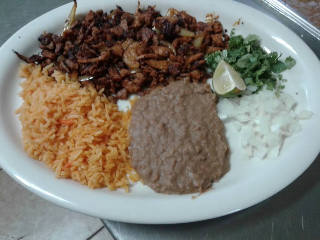 El Patio Taqueria | cafe | 805 S Seguin Rd, Converse, TX 78109, USA | 2105661739 OR +1 210-566-1739