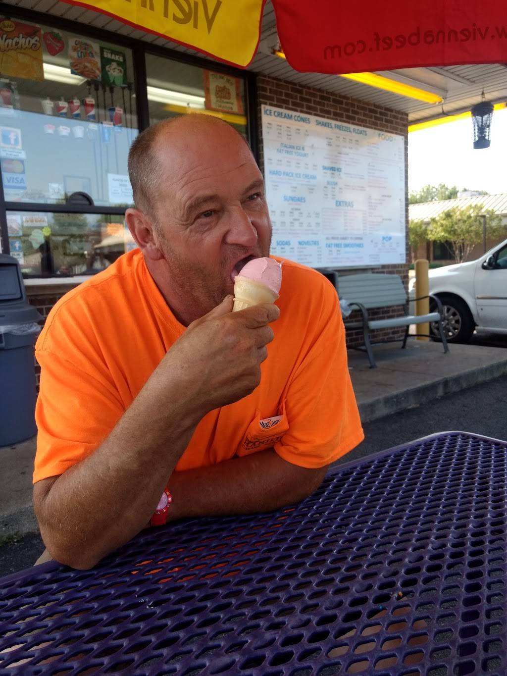 Minooka Creamery | restaurant | 111 McEvilly Rd, Minooka, IL 60447, USA | 8154679699 OR +1 815-467-9699