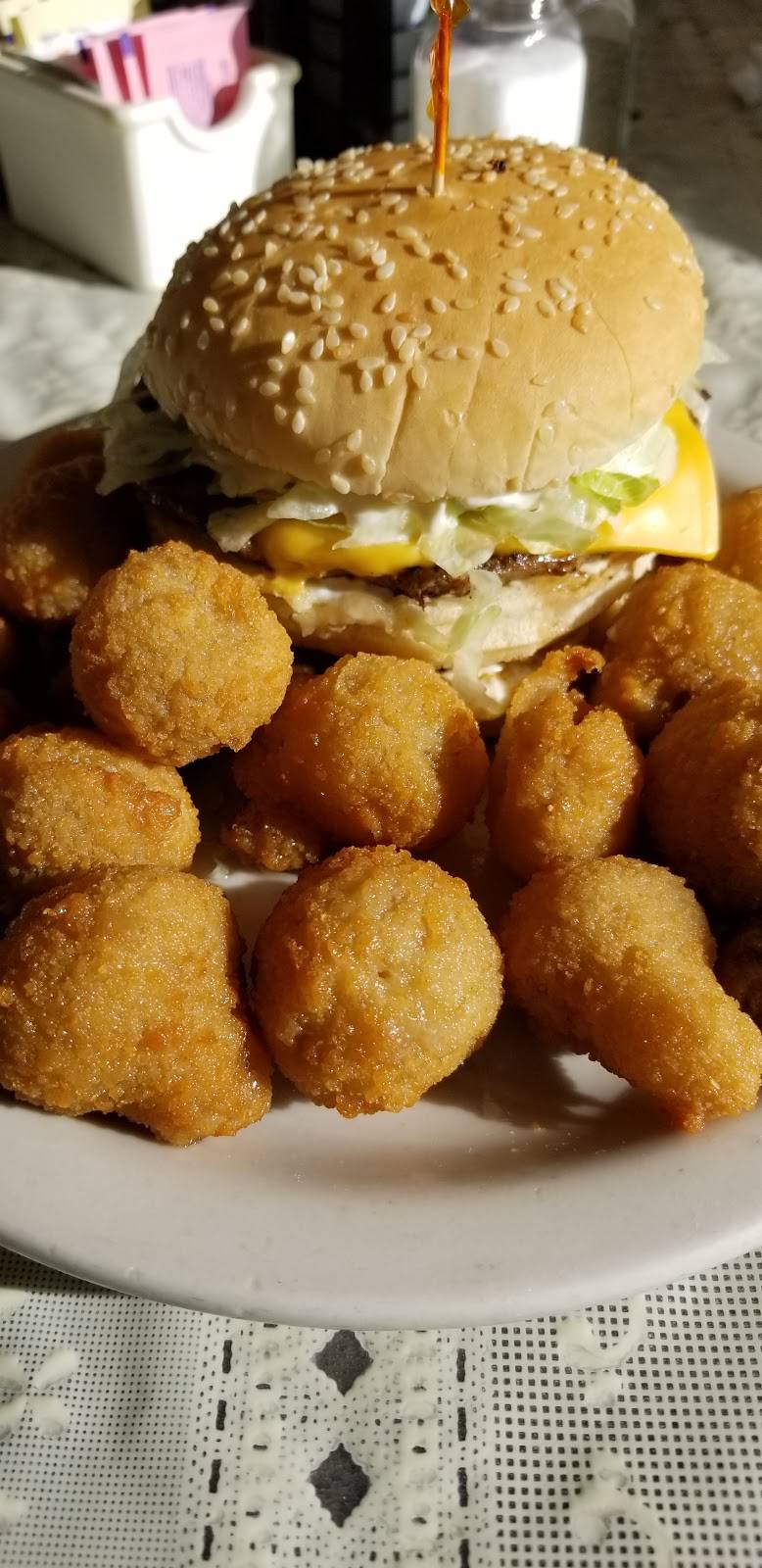 Jacks Place | restaurant | 406 Main St, Rising Sun, IN 47040, USA | 8124384936 OR +1 812-438-4936