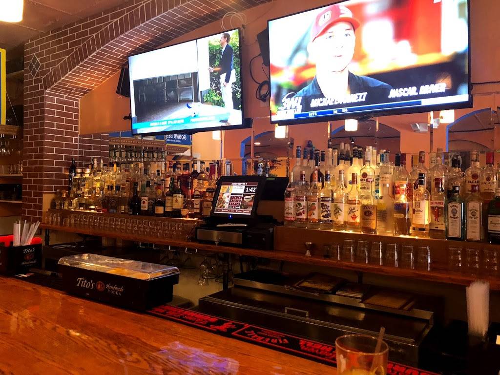 Ixtapa Cantina | restaurant | 18 Mt Auburn St, Watertown, MA 02472, USA | 6177446585 OR +1 617-744-6585