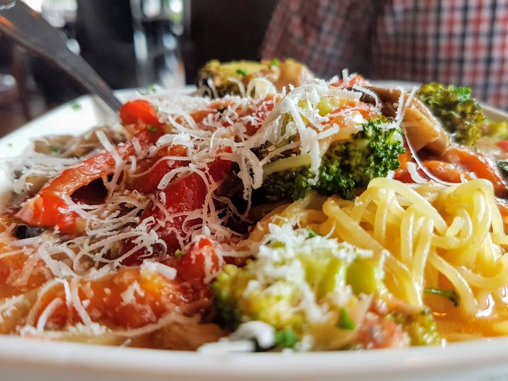 Agliolio Italian Bistro | restaurant | 2258 N Congress Ave, Boynton Beach, FL 33426, USA | 5615096486 OR +1 561-509-6486