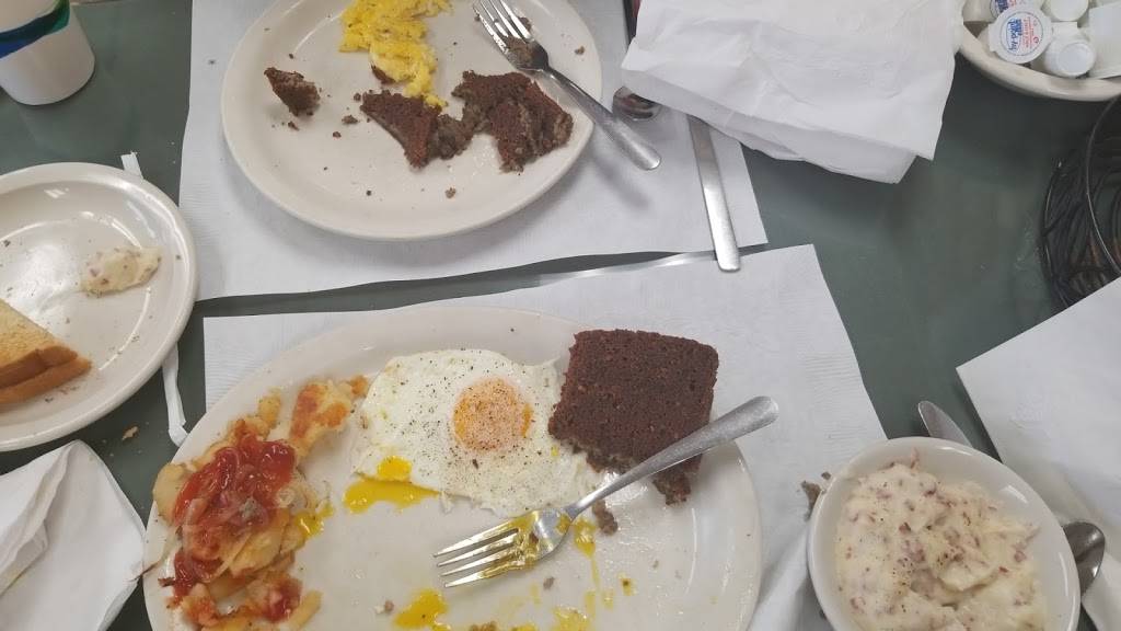 Guildays | restaurant | 2725 Pulaski Hwy, Newark, DE 19702, USA | 3023661241 OR +1 302-366-1241