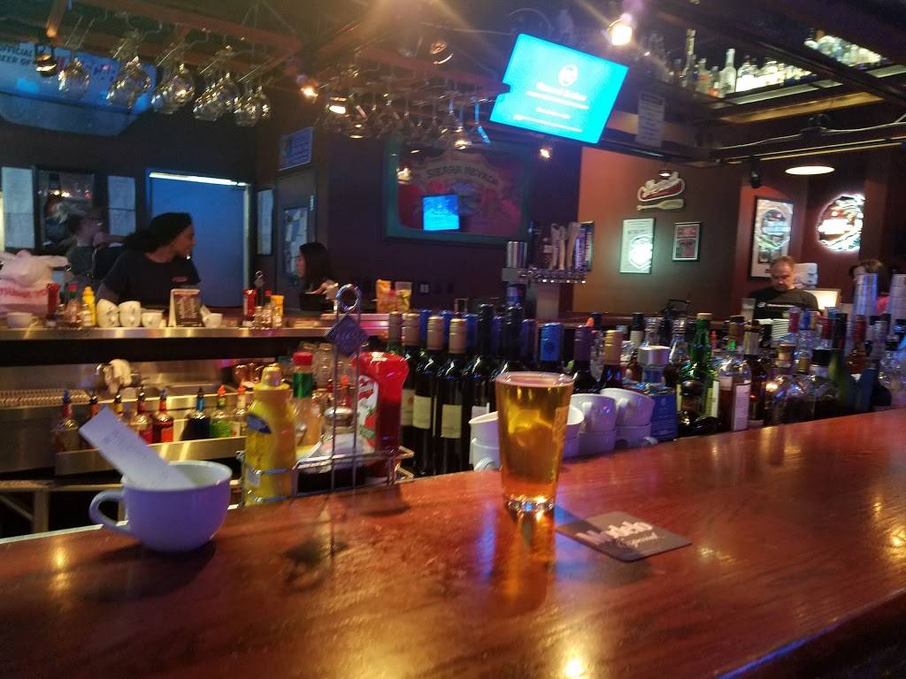 Augies Sports Grill | night club | 15605 W Roosevelt St # 100, Goodyear, AZ 85338, USA | 6239320001 OR +1 623-932-0001