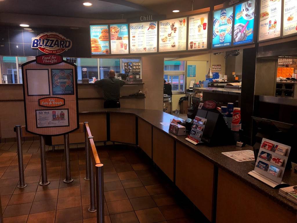 Dairy Queen | restaurant | 200 Adams Shoppes, Mars, PA 16046, USA | 7247793701 OR +1 724-779-3701