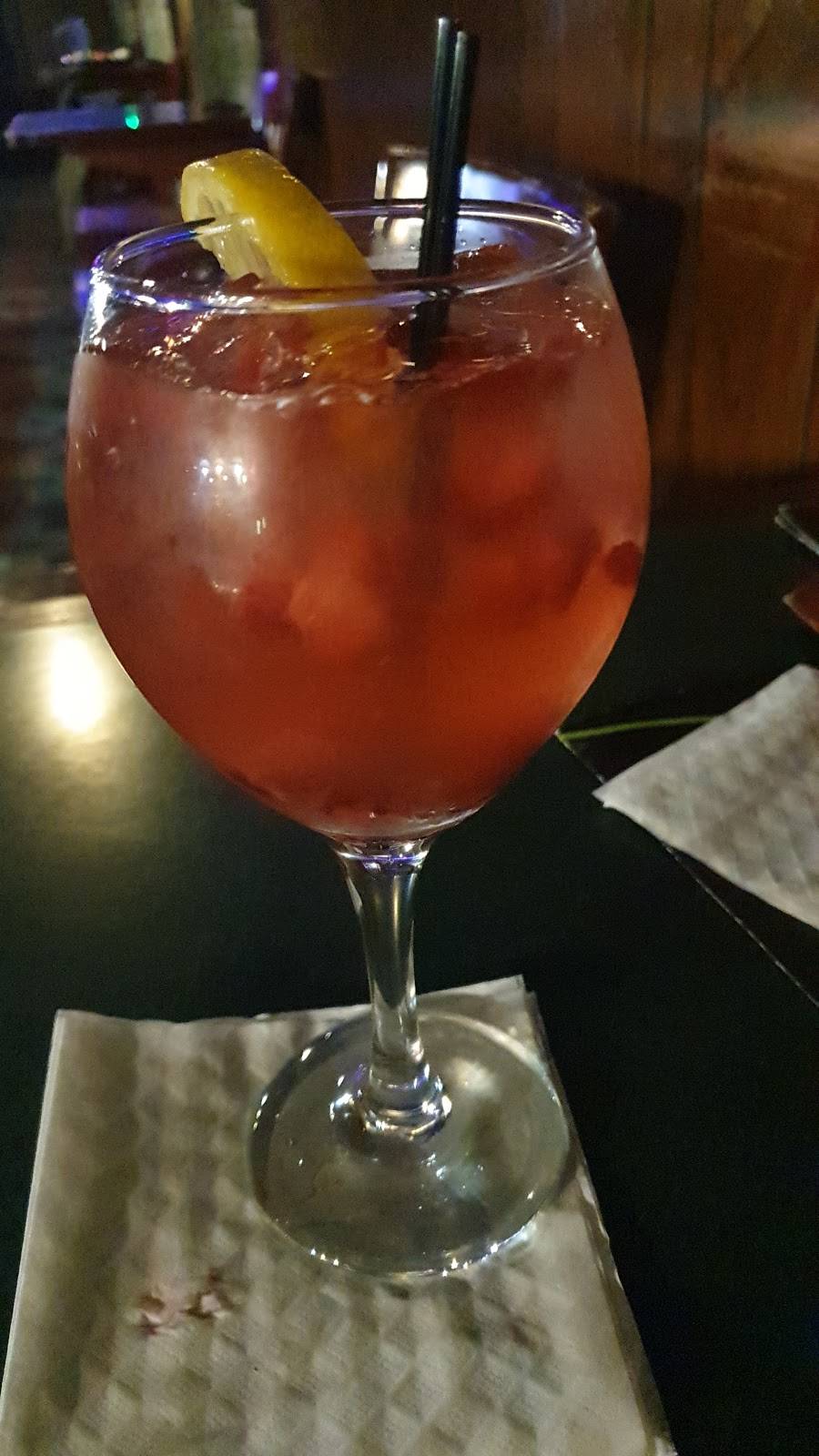 Snookers Pool & Pub | restaurant | 27630 Schoolcraft Rd, Livonia, MI 48150, USA | 7344229510 OR +1 734-422-9510