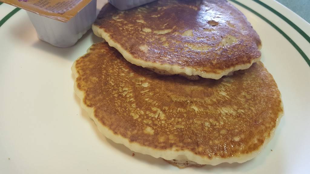 Johnnys Diner | restaurant | 104 S Semoran Blvd, Winter Park, FL 32792, USA | 4076776776 OR +1 407-677-6776