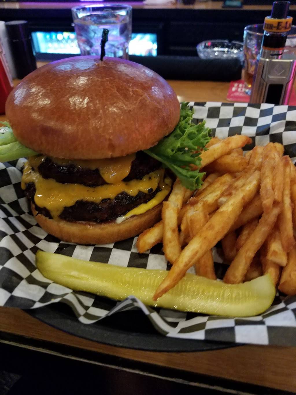 Lumpys Sports Grill South | restaurant | 10601 S Western Ave, Oklahoma City, OK 73170, USA | 4057359559 OR +1 405-735-9559