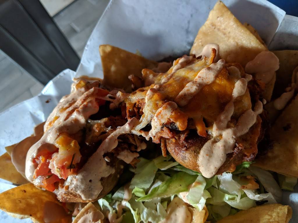 6th Street Dive | restaurant | 827 N 6th St, Lafayette, IN 47904, USA | 7657717105 OR +1 765-771-7105