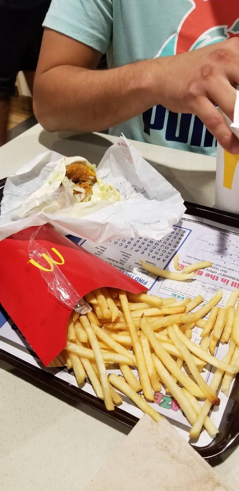 McDonalds | cafe | 1720 Palm Beach Lakes Blvd, West Palm Beach, FL 33401, USA | 5616404280 OR +1 561-640-4280