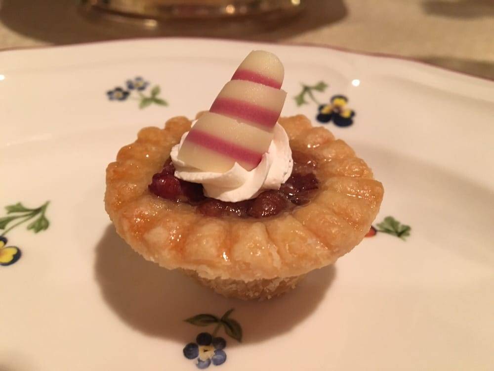 Chez Philippe | restaurant | 2638, 149 Union Ave #4, Memphis, TN 38103, USA | 9015294188 OR +1 901-529-4188