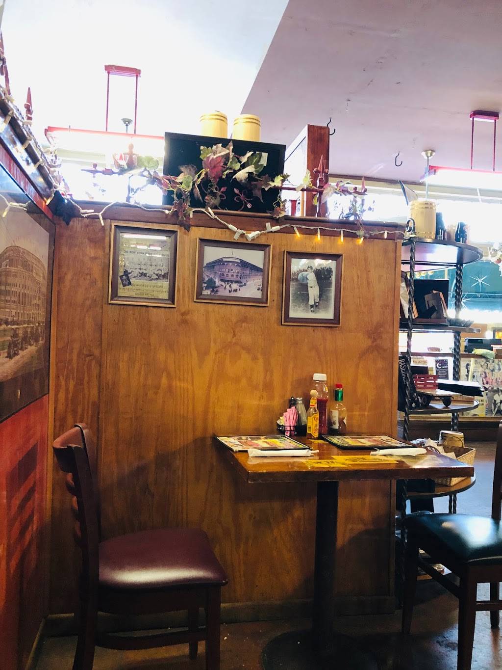 La Waffalata | restaurant | 124 E Broad St #2002, Mineola, TX 75773, USA | 9035699321 OR +1 903-569-9321