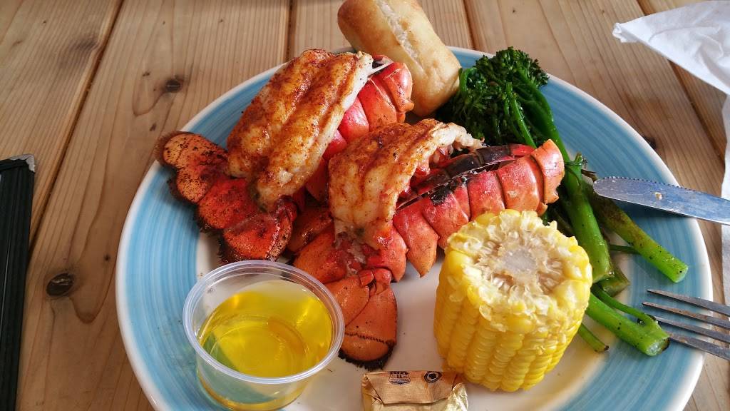 Twisted Lobster | restaurant | 1341 Del Prado Blvd S #1, Cape Coral, FL 33990, USA | 2398002879 OR +1 239-800-2879