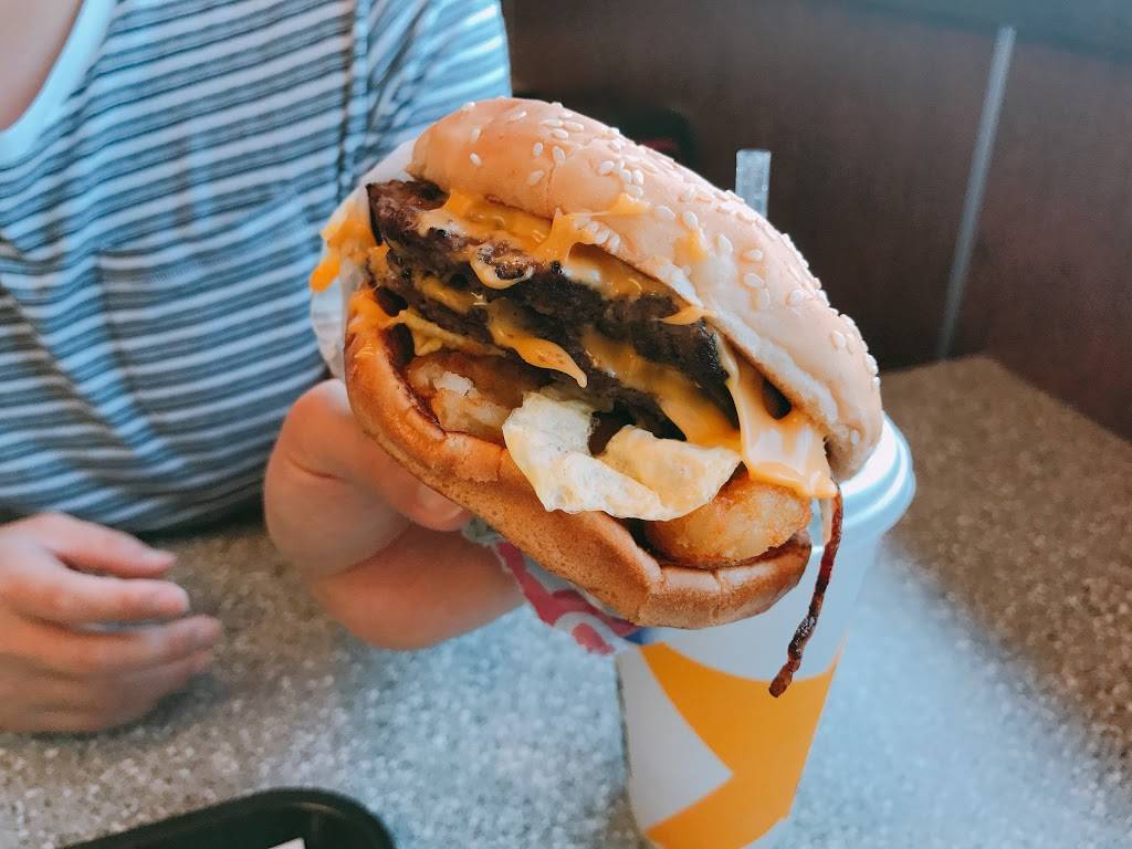 Carls Jr. | restaurant | 1890 McCandless Dr, Milpitas, CA 95035, USA | 4088375071 OR +1 408-837-5071