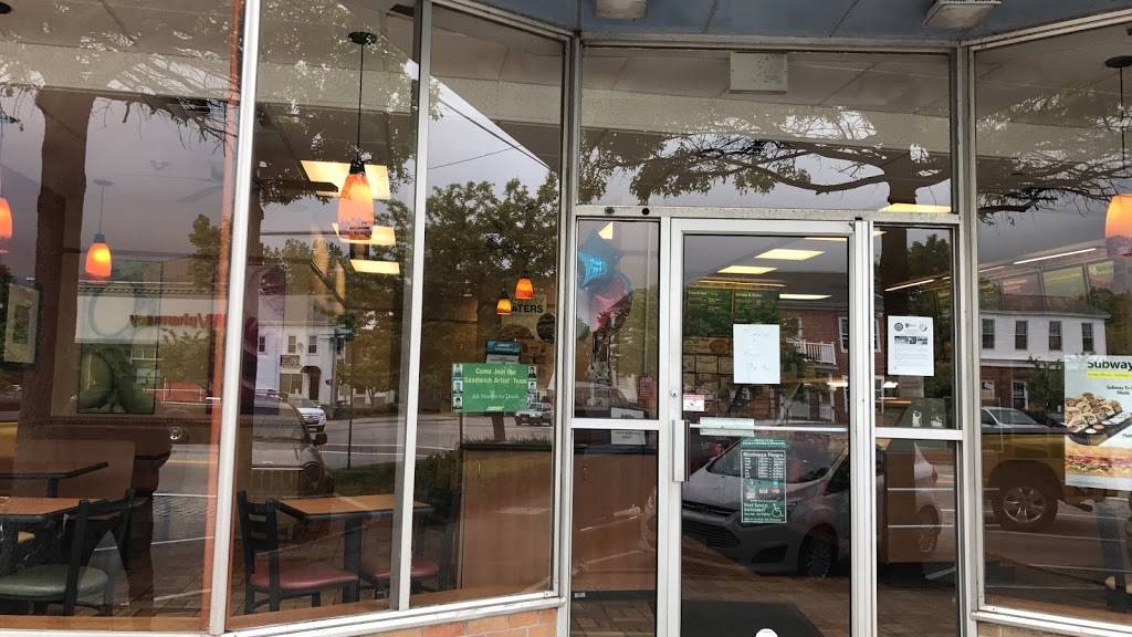 Subway | restaurant | 299 Main St, Oxford, MA 01540, USA | 5089875100 OR +1 508-987-5100