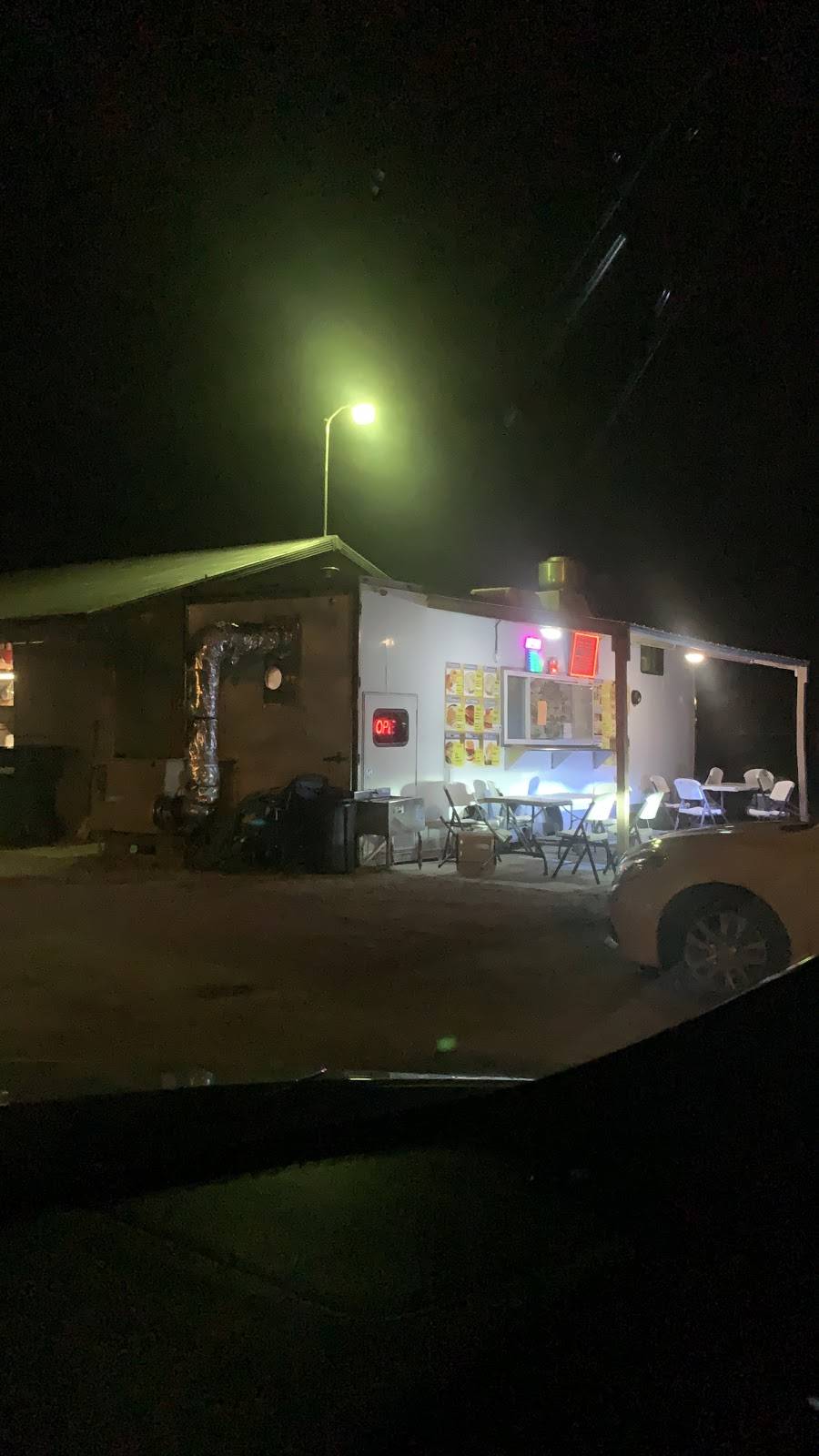 El Taconazoo | restaurant | 2813-2919 S Old Wire Rd, Rogers, AR 72758, USA | 4795865251 OR +1 479-586-5251