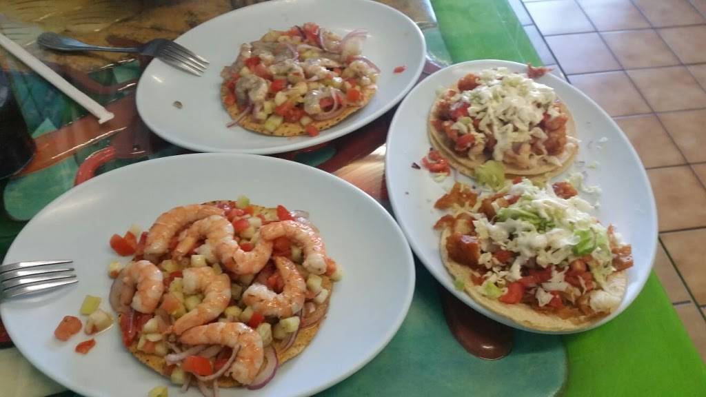 Las Islitas | restaurant | 3006, 210 W Anaheim St, Long Beach, CA 90813, USA | 5624952992 OR +1 562-495-2992