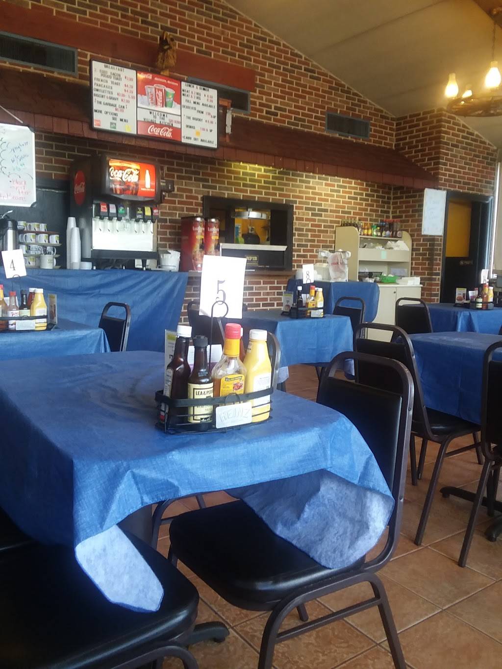 Village Kitchen | restaurant | 841 E 10th St, Cookeville, TN 38501, USA | 9315263099 OR +1 931-526-3099