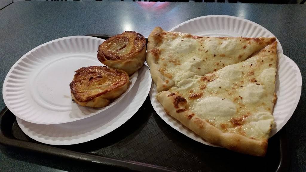 Michael & Sons Pizza & Italian | restaurant | 19213 47th Ave, Flushing, NY 11358, USA | 7183576528 OR +1 718-357-6528