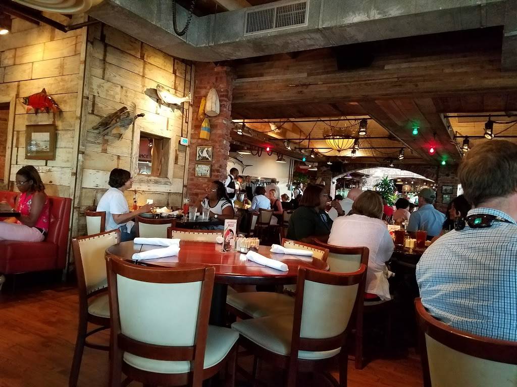 Pappadeaux Seafood Kitchen | restaurant | 1304 E Copeland Rd, Arlington, TX 76011, USA | 8175430544 OR +1 817-543-0544