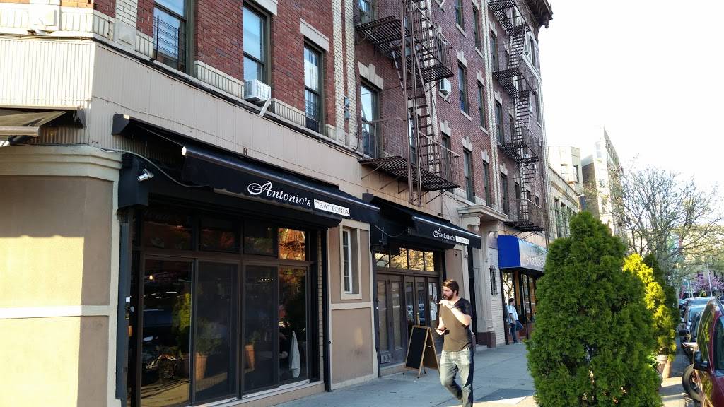 Antonios Trattoria | restaurant | 2370 Belmont Ave, Bronx, NY 10458, USA | 7187336630 OR +1 718-733-6630