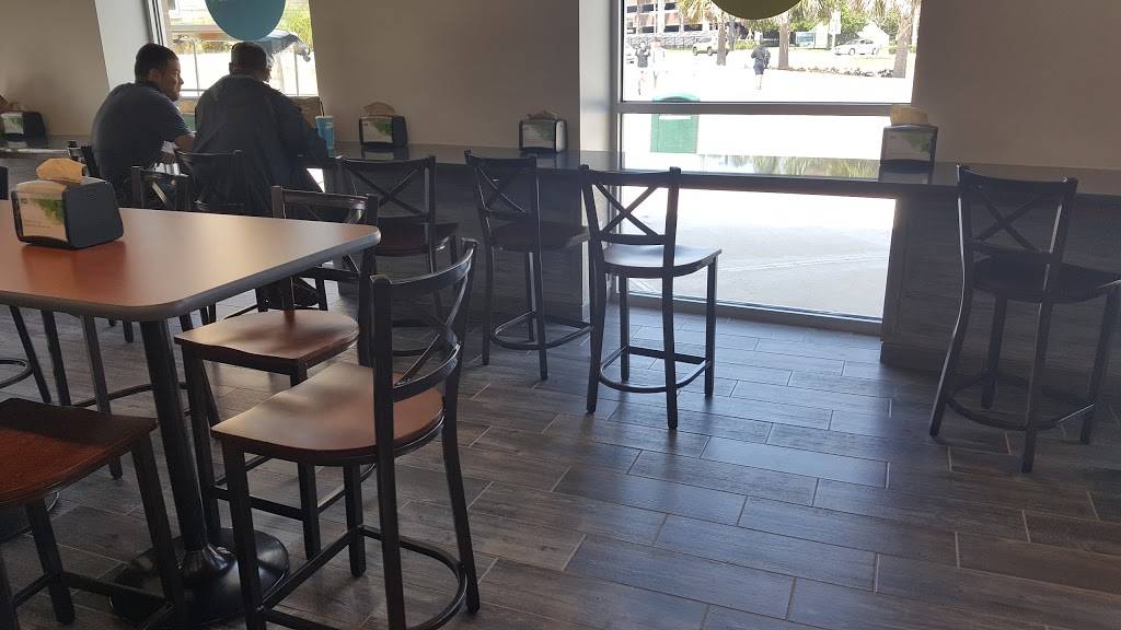 Pollo Tropical UCF | restaurant | 12820 Gemini Blvd S, Orlando, FL 32816, USA | 4078820123 OR +1 407-882-0123