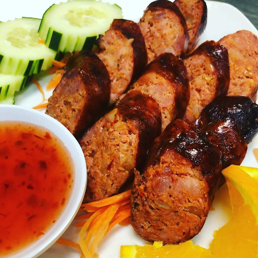 Thai E-San Kitchen | restaurant | 1440 Ary Ln suite b, Dixon, CA 95620, USA | 7076765574 OR +1 707-676-5574