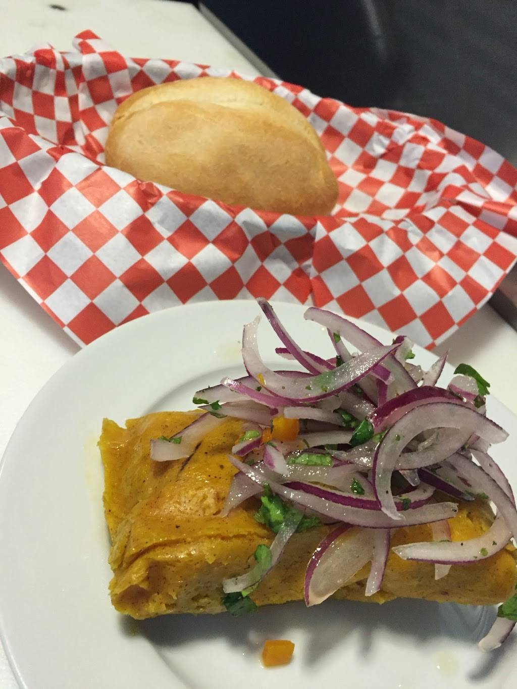 Don Juan Peruvian Sandwiches | restaurant | 3720 E Raymond St, Indianapolis, IN 46203, USA | 3173774677 OR +1 317-377-4677