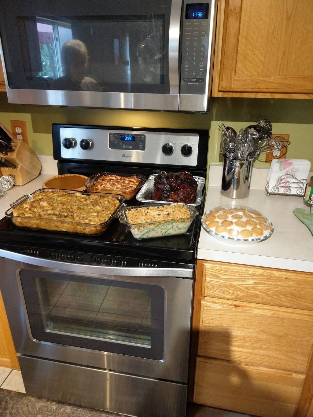 Deep South Bbq | restaurant | Cedar Ln, Brooksville, FL 34601, USA | 3527995060 OR +1 352-799-5060