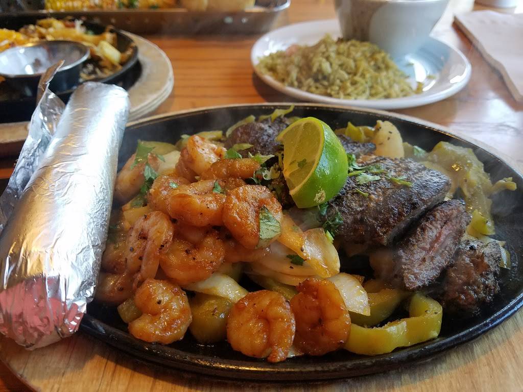 Chilis Grill & Bar | meal takeaway | 1501 Concord Ave, Concord, CA 94520, USA | 9256764062 OR +1 925-676-4062