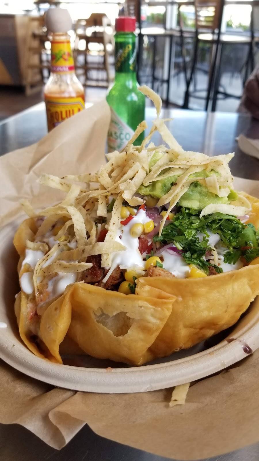 QDOBA Mexican Eats | restaurant | 13165 US-301 G1, Riverview, FL 33578, USA | 8137419396 OR +1 813-741-9396