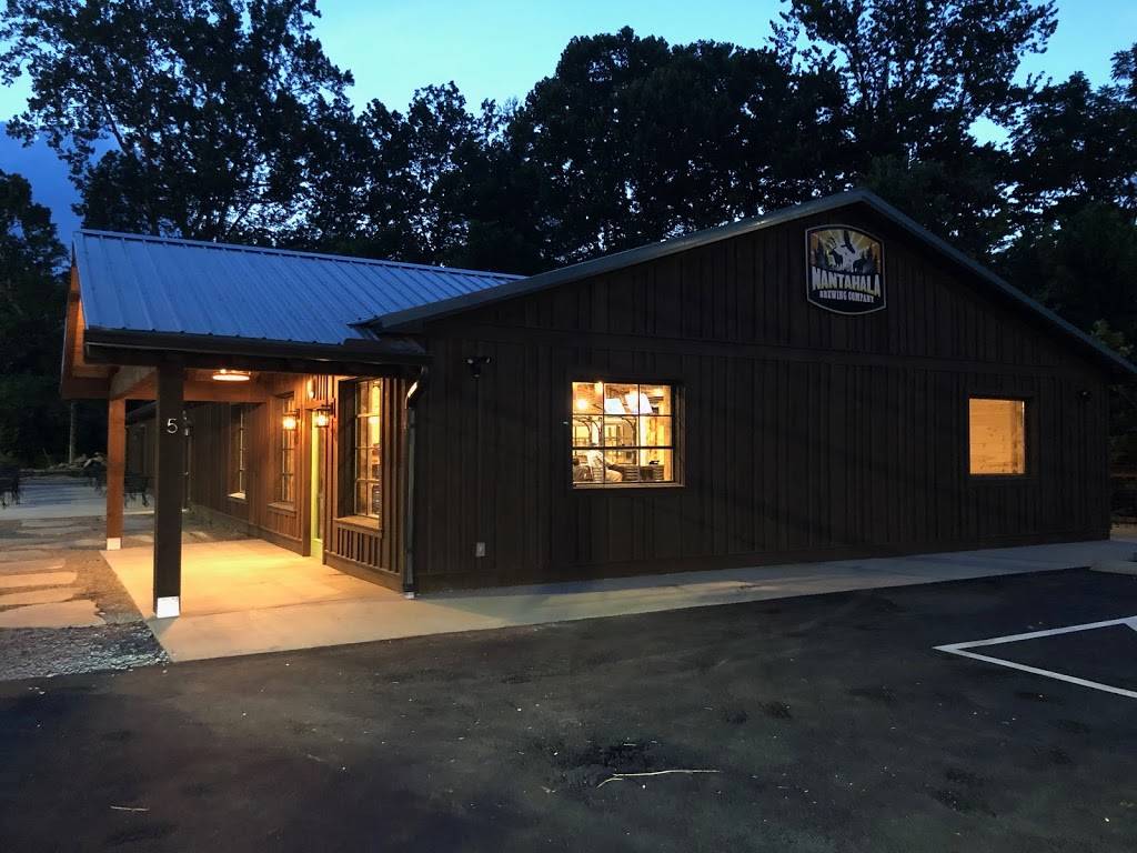 Nantahala Brewing - Sylva, NC Outpost | restaurant | 5 Grindstaff Cove Rd, Sylva, NC 28779, USA | 8284882337 OR +1 828-488-2337